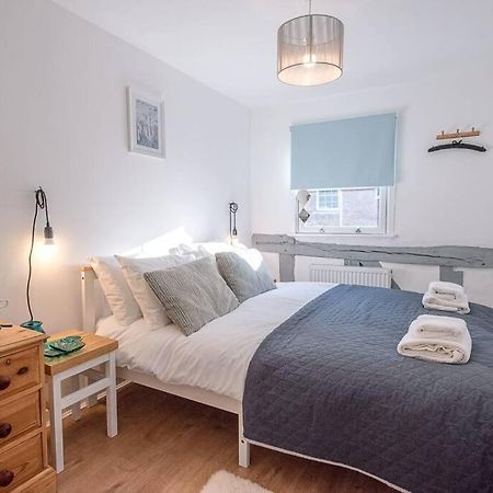 Button Cottage, Wickham Market Екстериор снимка